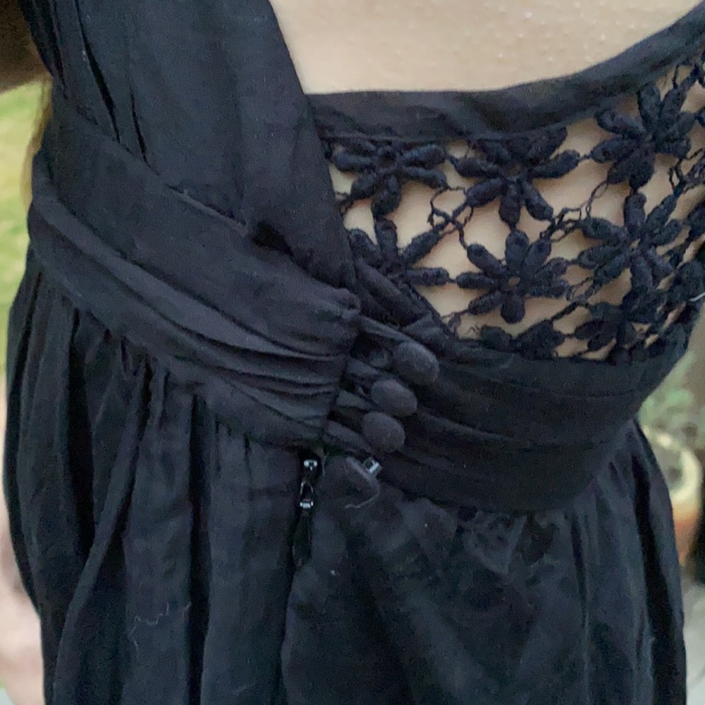 Guess - Picture 6 of 6
